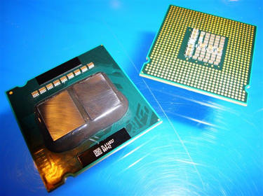 http://xtreview.com//images/Intel-Core-2-Quad-Q6600/intel-core-2-quad-q6600-cpus1.jpg