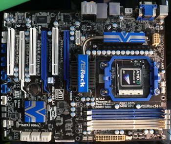 ASRock 890GX extreme3