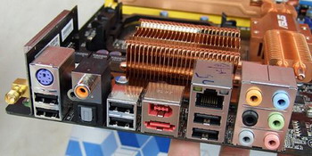 Asus M3A32-MVP deluxe ports