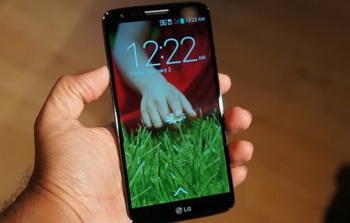 LG shifts focus