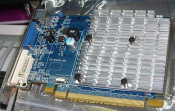 sapphire radeon HD 2400 Pro : passsive cooling